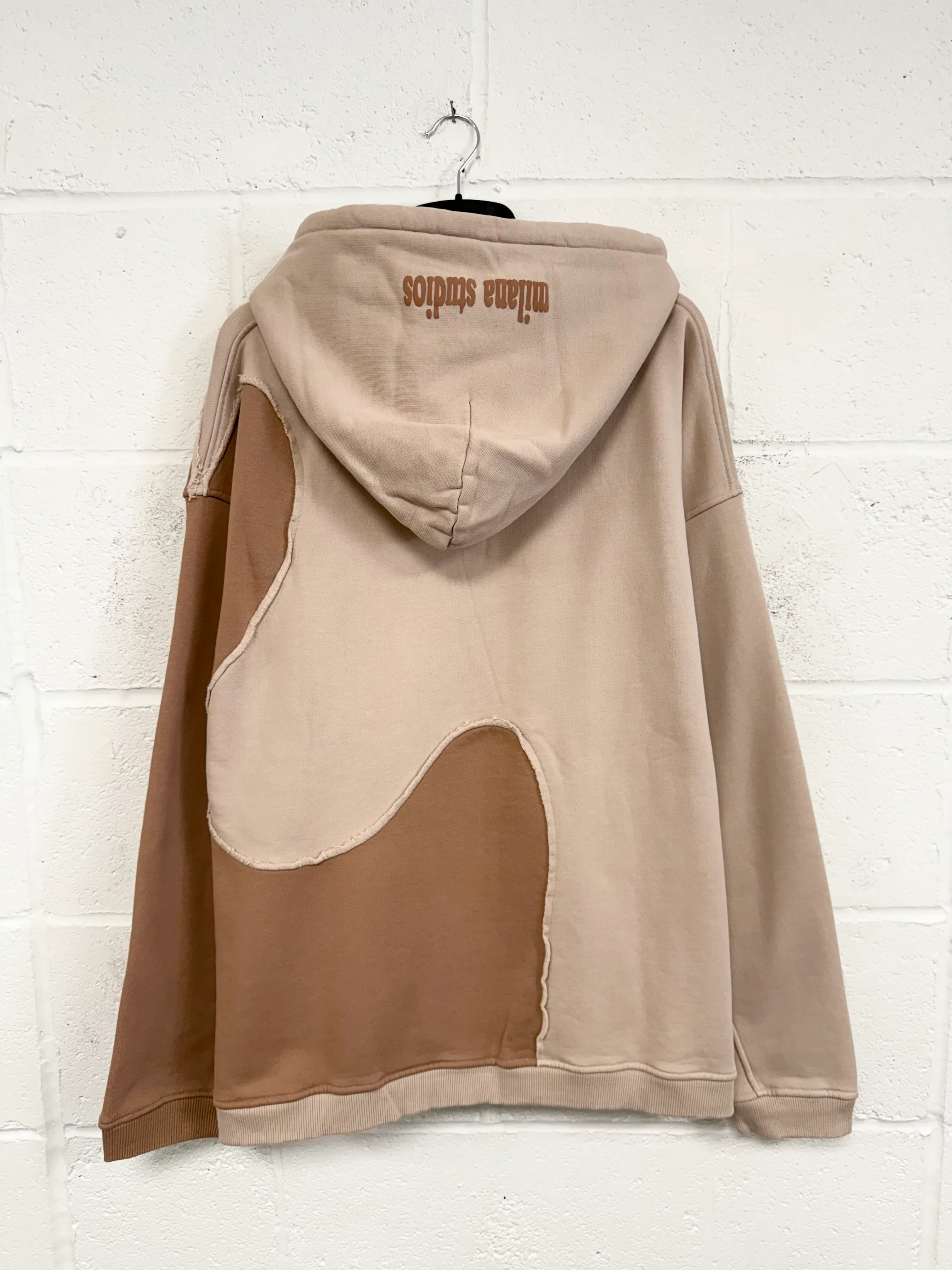 #B1 Taupe Swirl Heavyweight Hoodie. - Image 2