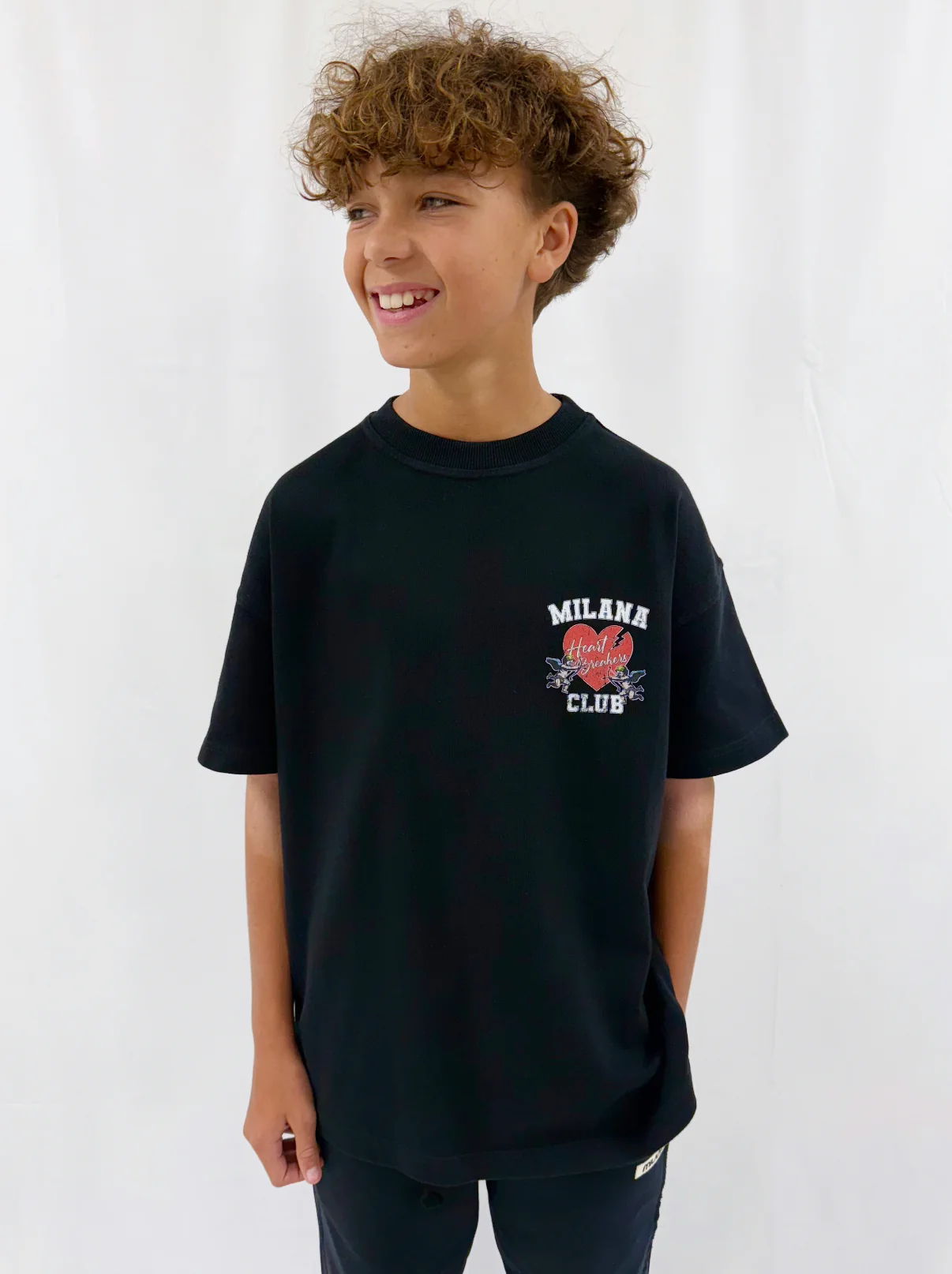 Black Heart Breakers Club Kids Heavyweight T-shirt.