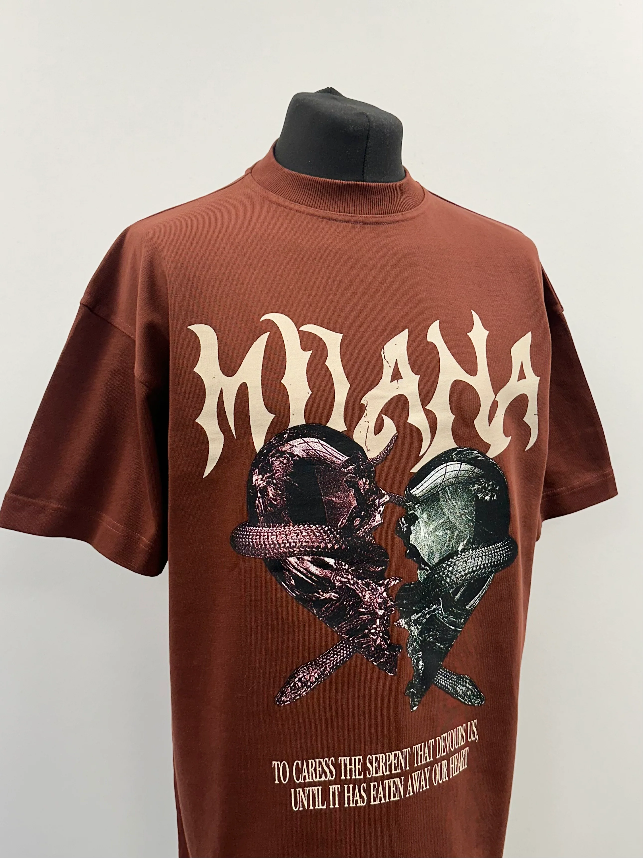 Burgundy Serpent Heavyweight T-shirt. - Image 2