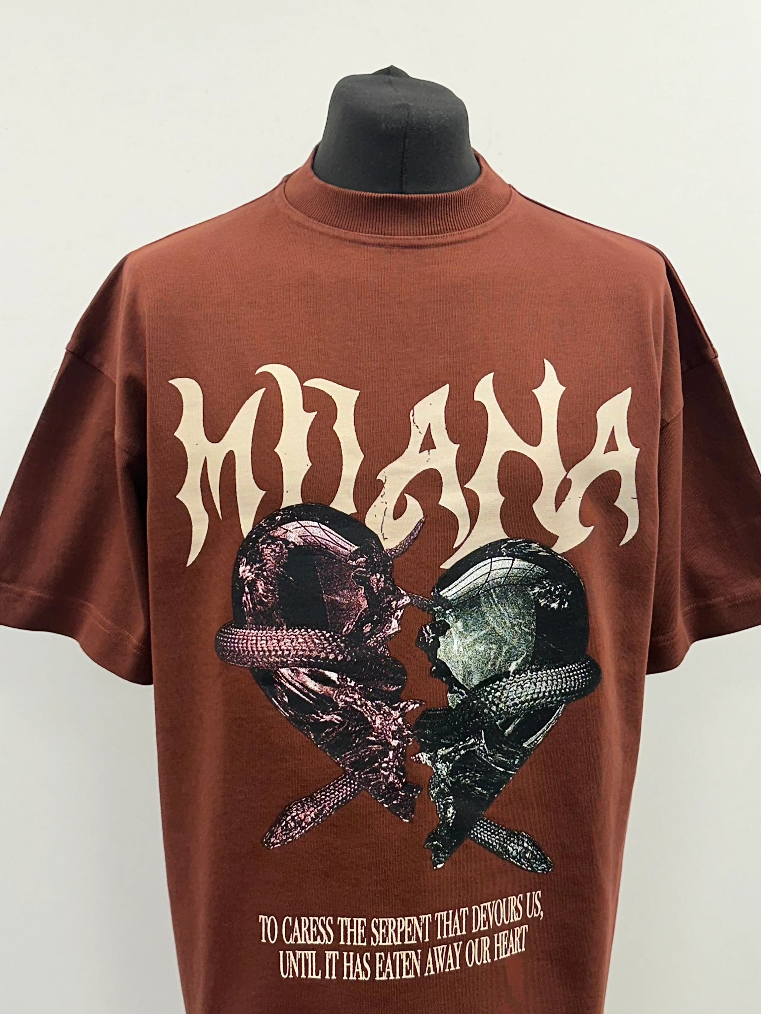 Burgundy Serpent Heavyweight T-shirt. - Image 4