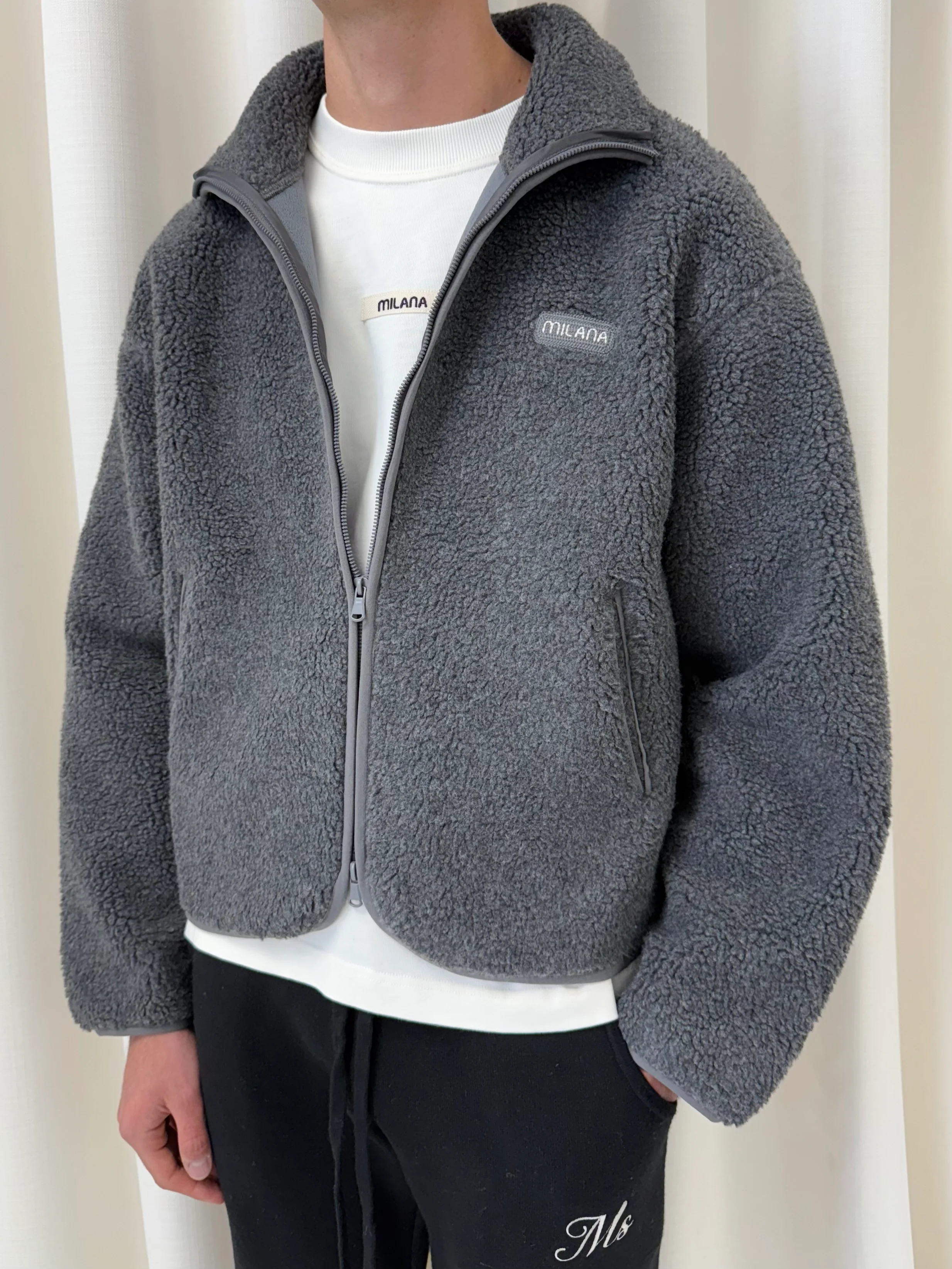 Charcoal Heavyweight Milana Zip Fleece. - Image 2