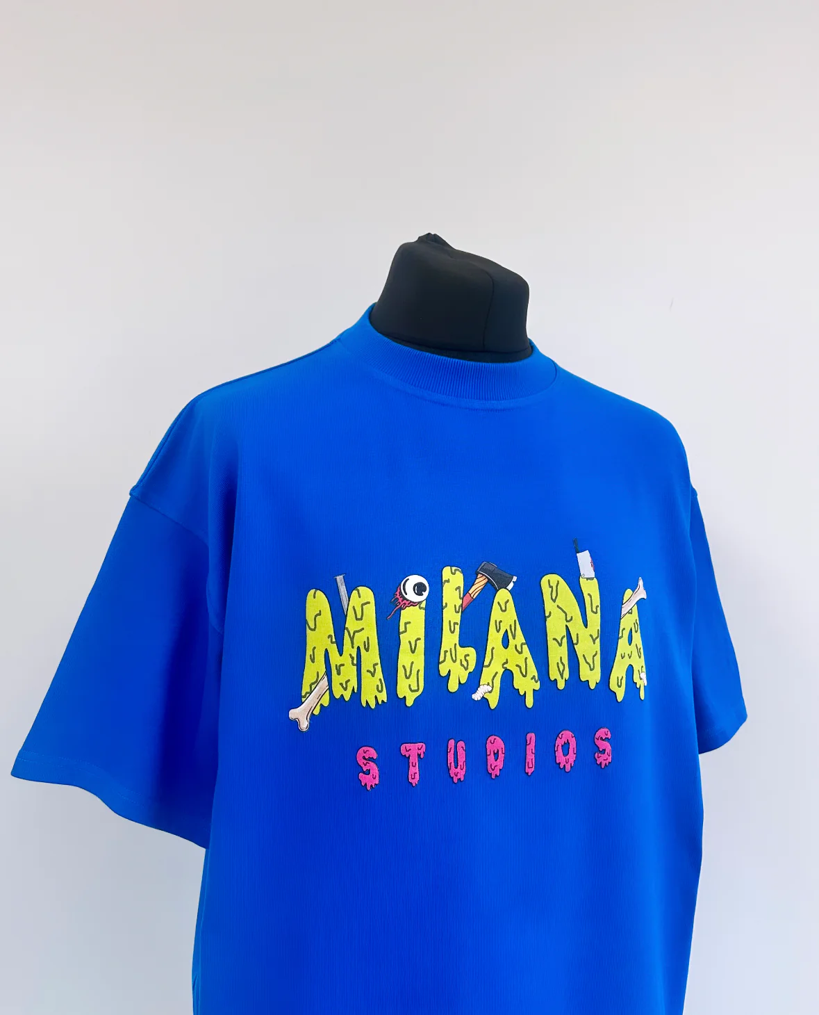 Cobalt Blue Heavyweight Bubble T-shirt. - Image 4