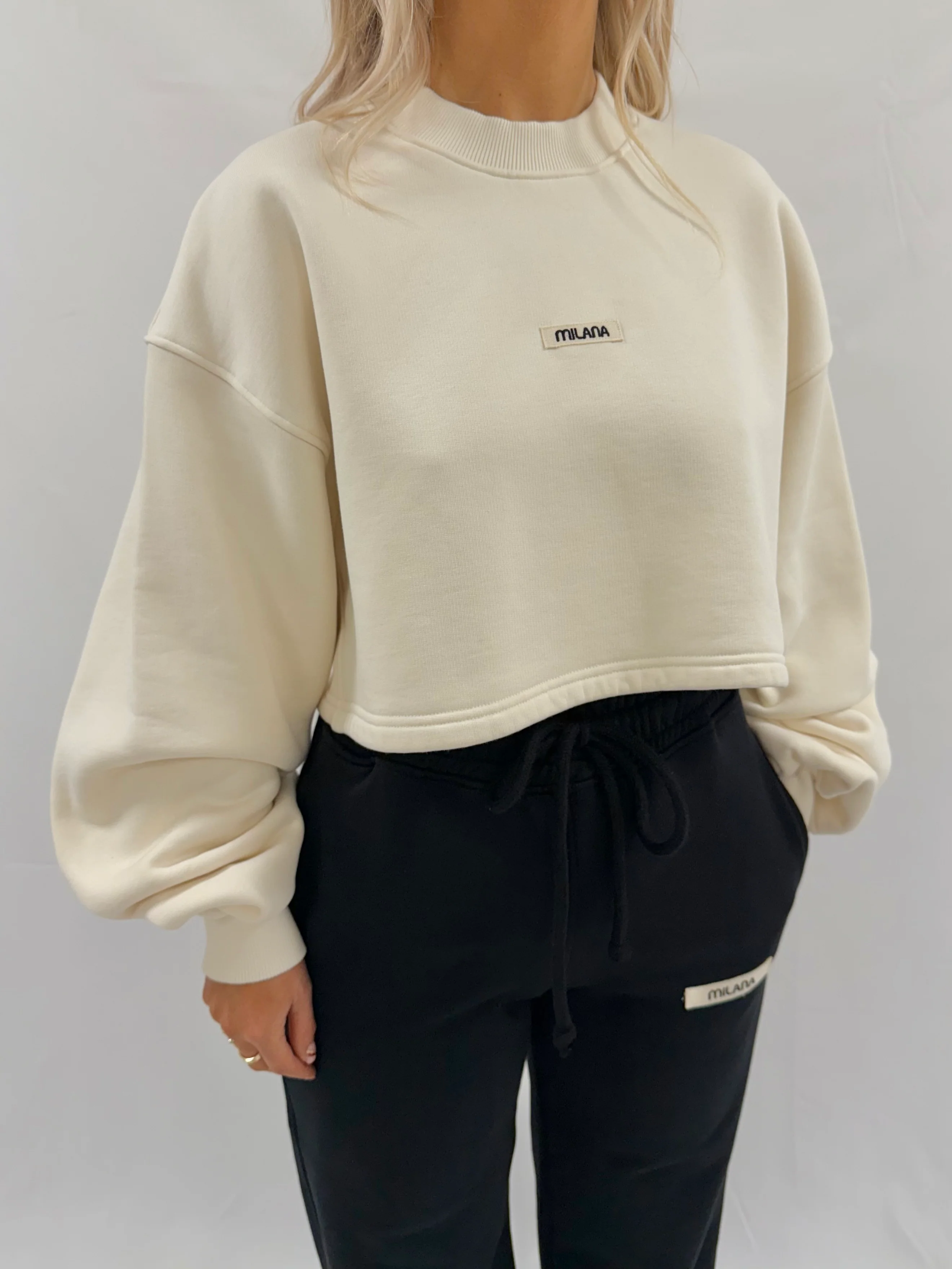 Cream Core Heavyweight Cropped Sweatshirt. - Image 2