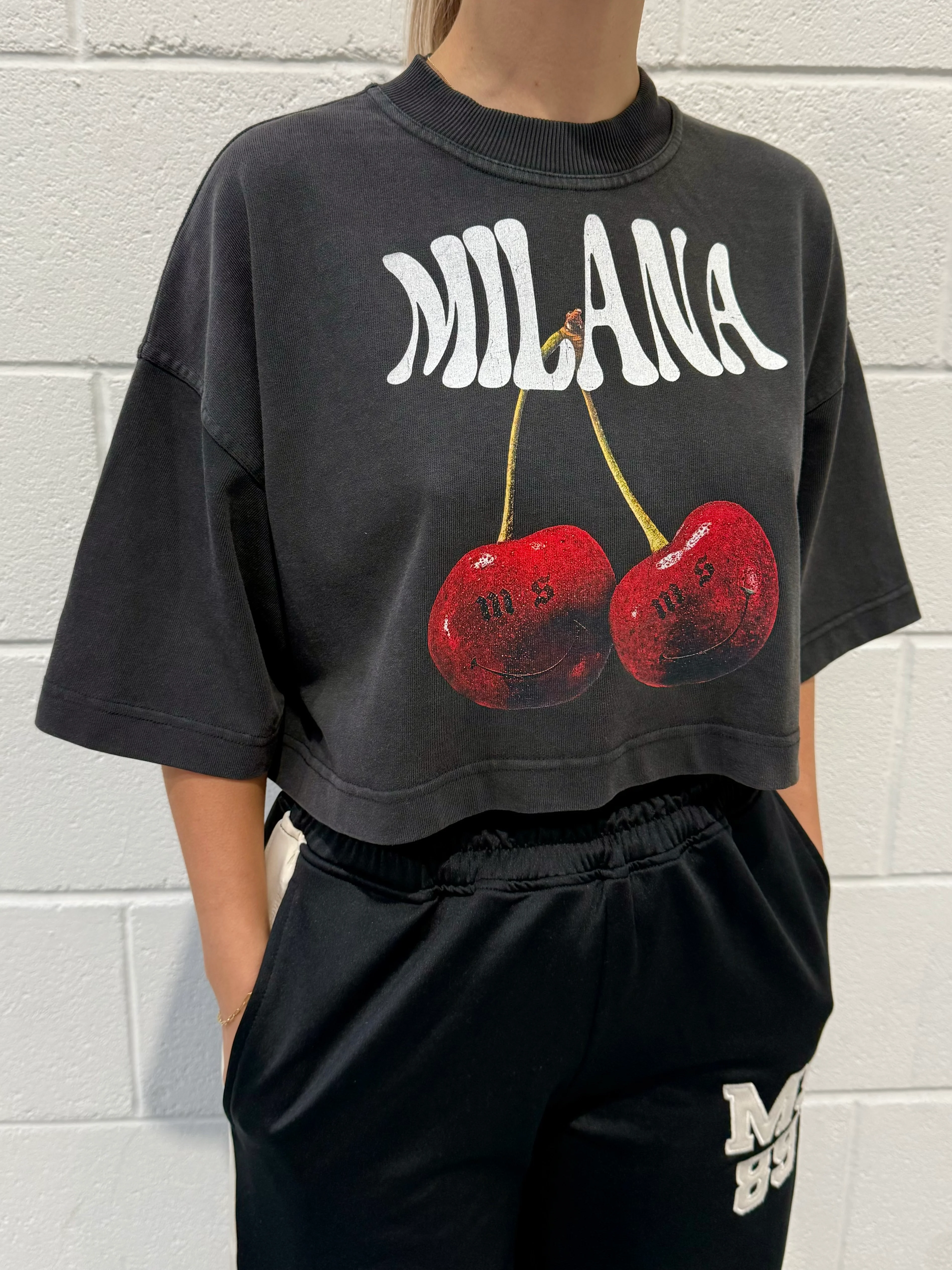 Washed Black Cherry Cropped Heavyweight T-shirt. - Image 2