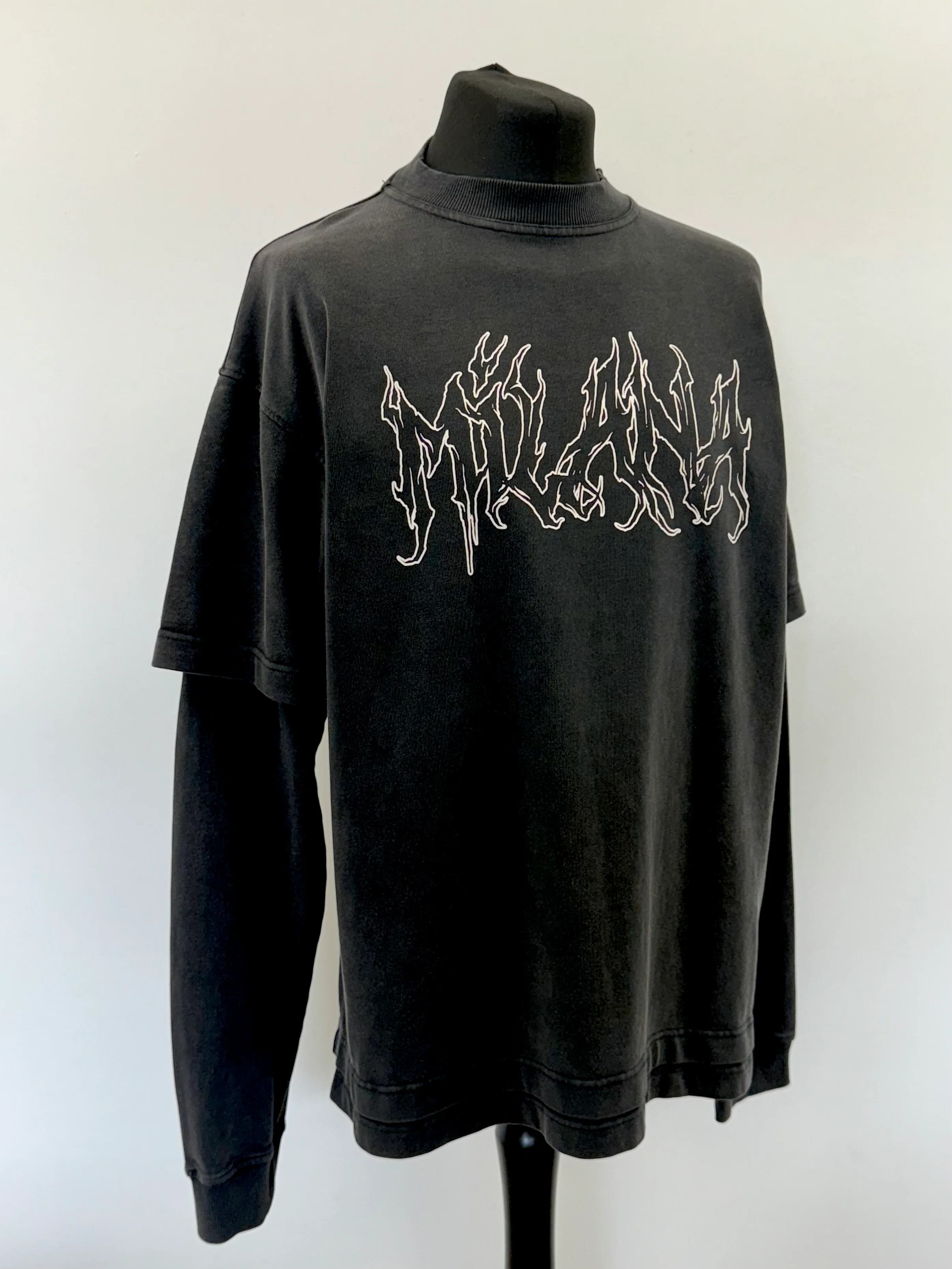 Washed Black Milana Heavyweight T-shirt Long Sleeve. - Image 3