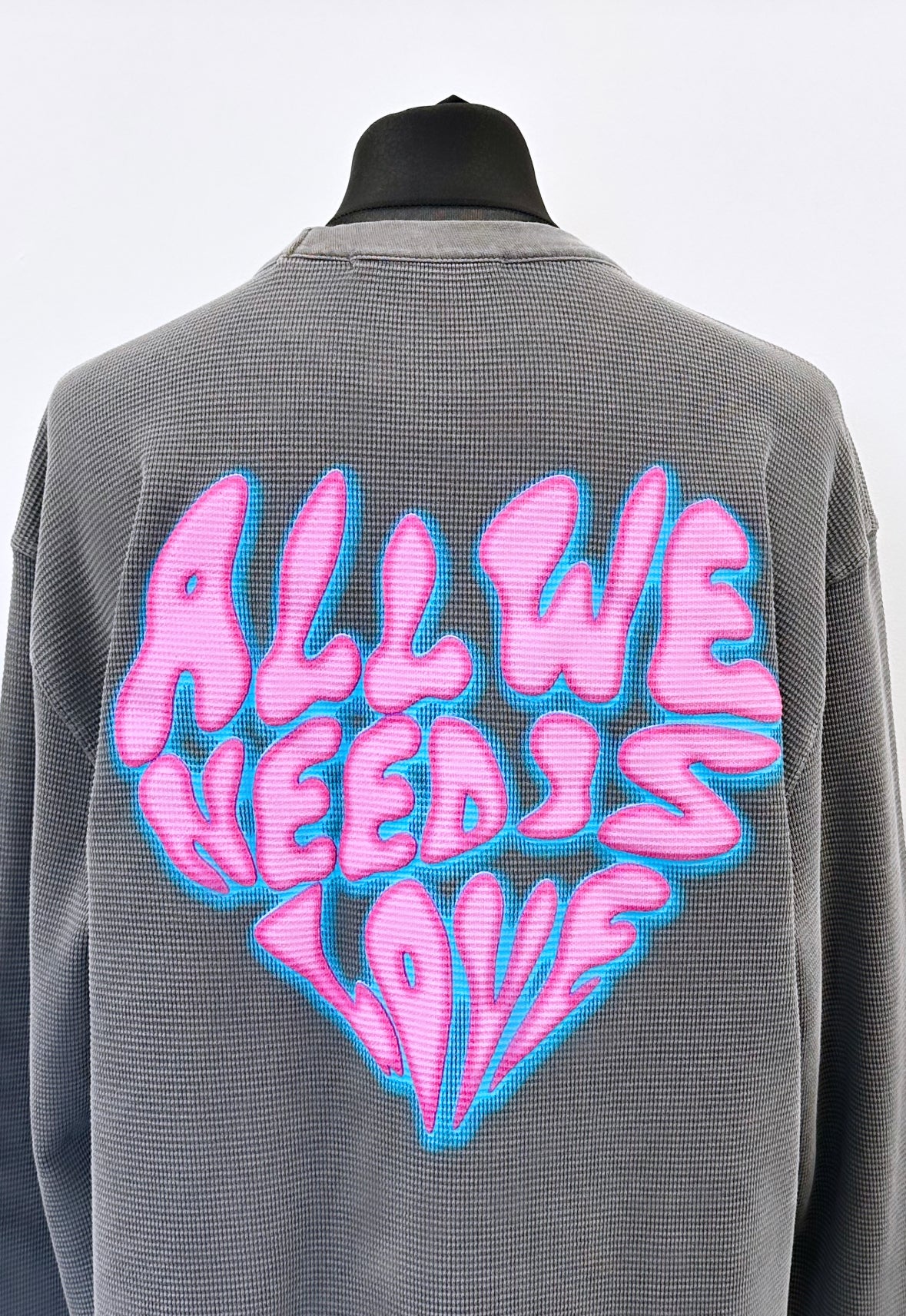 Washed Charcoal Waffle Heavyweight Balloon Long Sleeve T-shirt. - Image 3