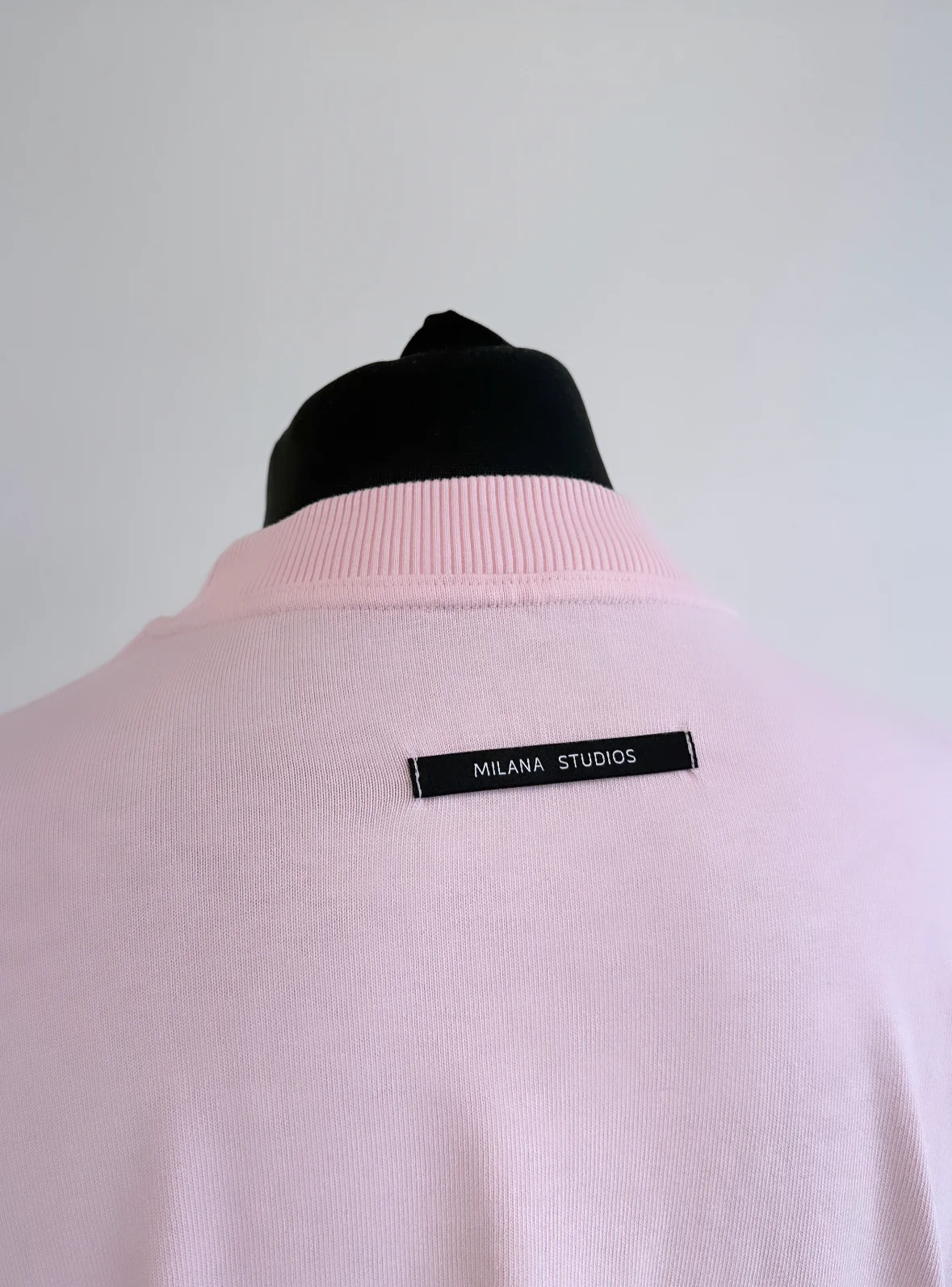 Pink Eagle Heavyweight T-shirt. - Image 5